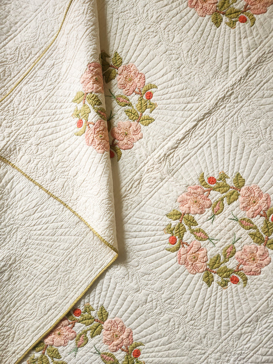 Vintage Rose Quilt c1940
