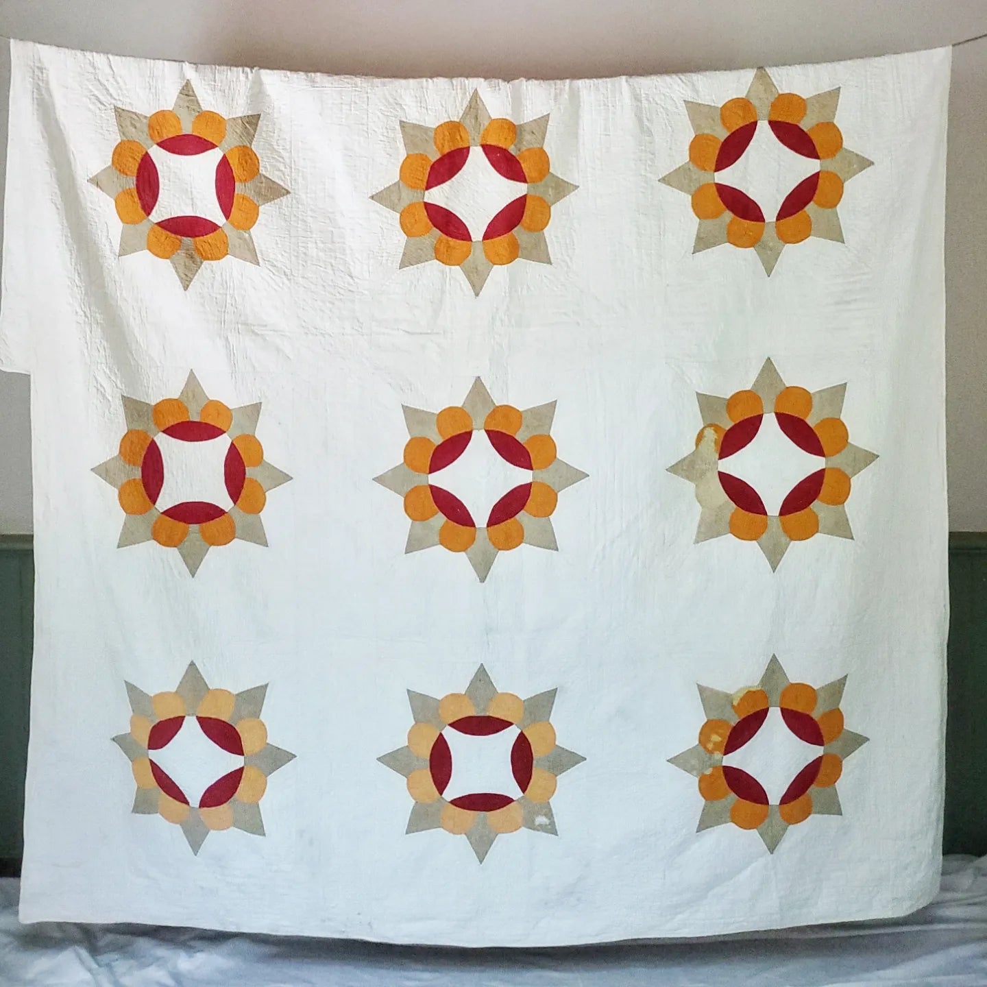 Turkey Red & Cheddar Ceaser's Crown Antique Quilt