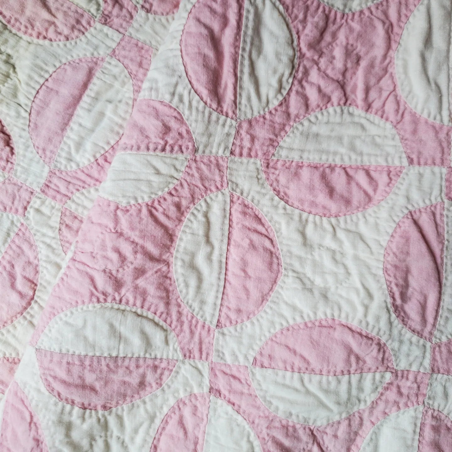 Small Pink & White Crib Quilt Half Circle Pattern Child's