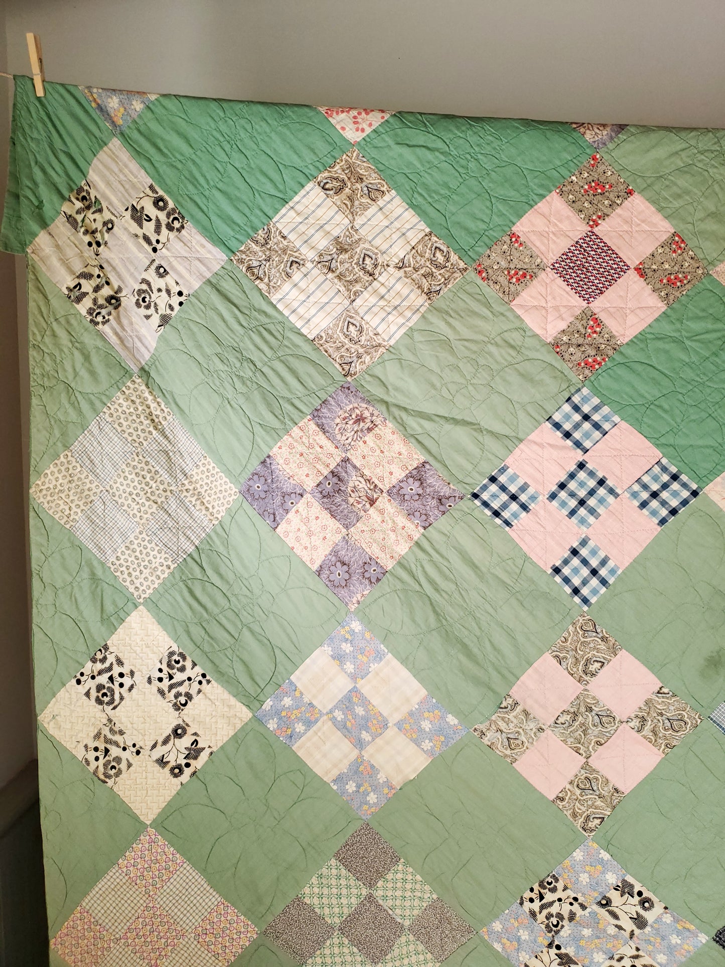 Vintage 9 Patch Quilt ca 1930