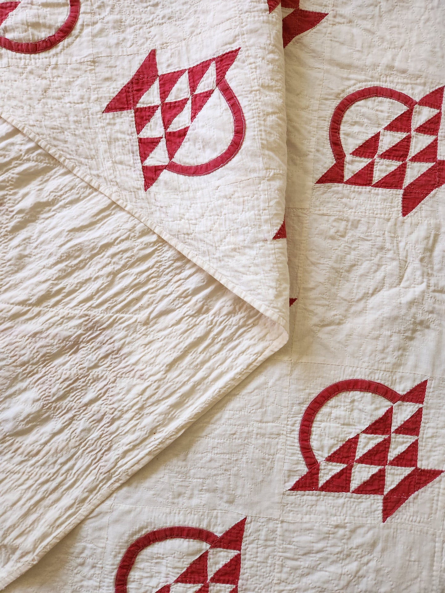 Antique Red & White Baskets Quilt