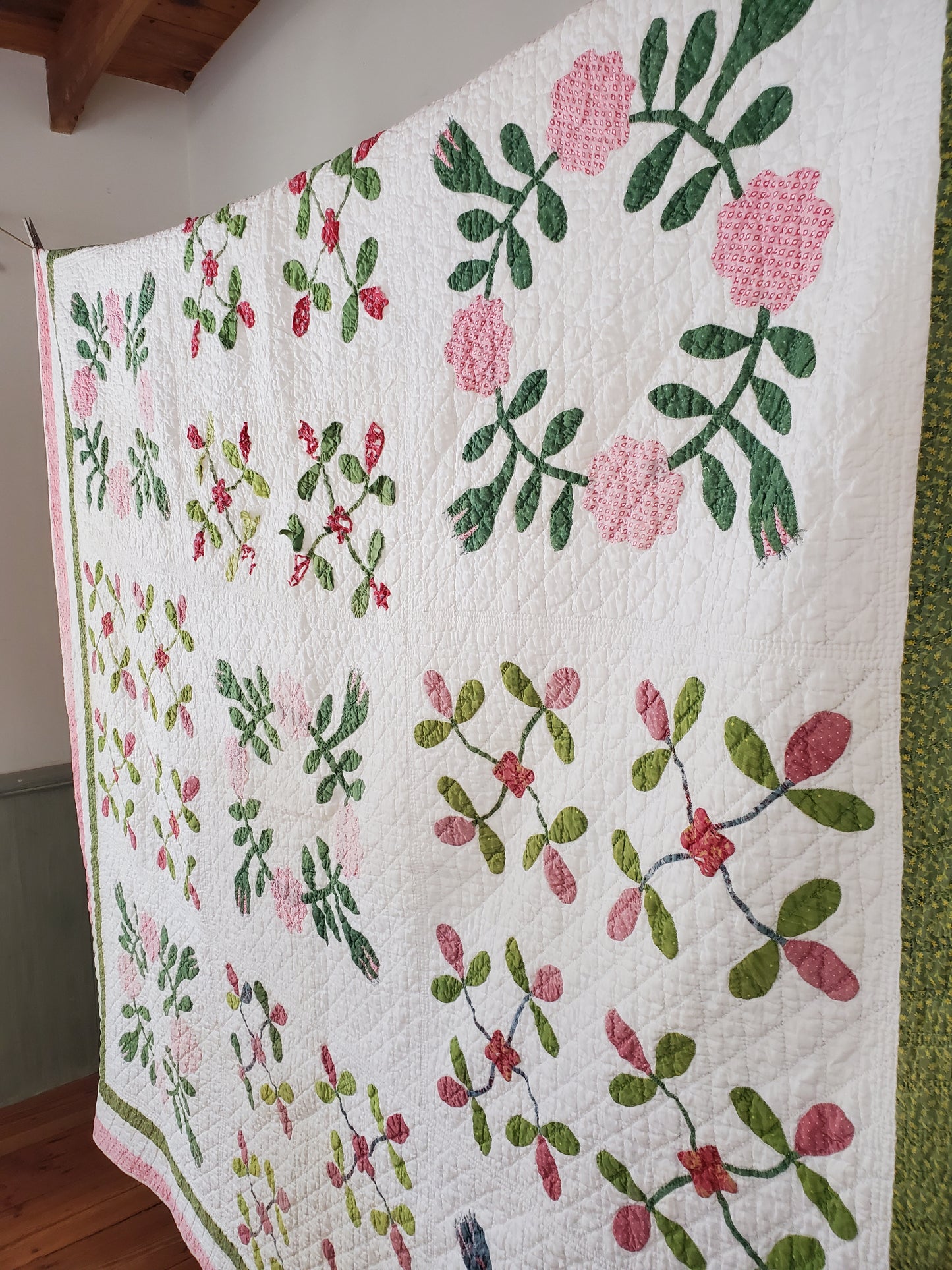 19th Century Pink & Green Antique Rose Wreath Applique Quilt