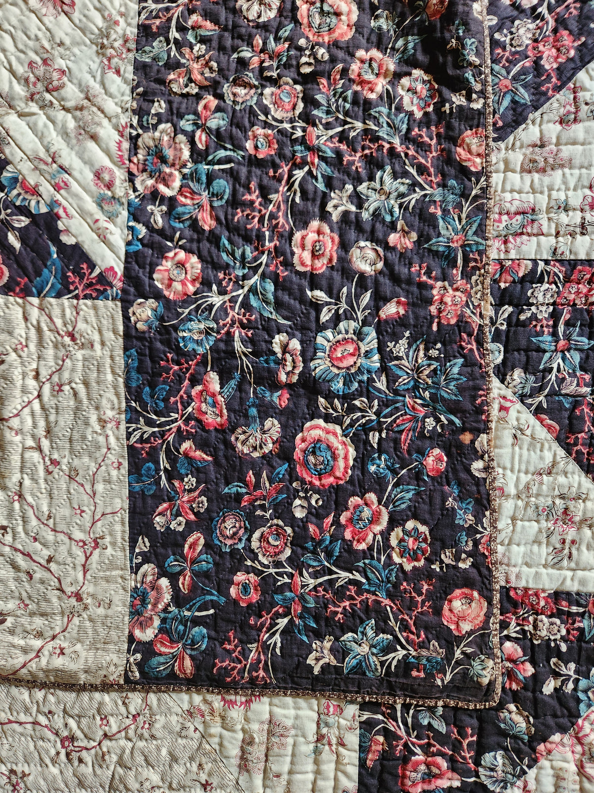 Antique Chintz Center Medallion Quilt c1830