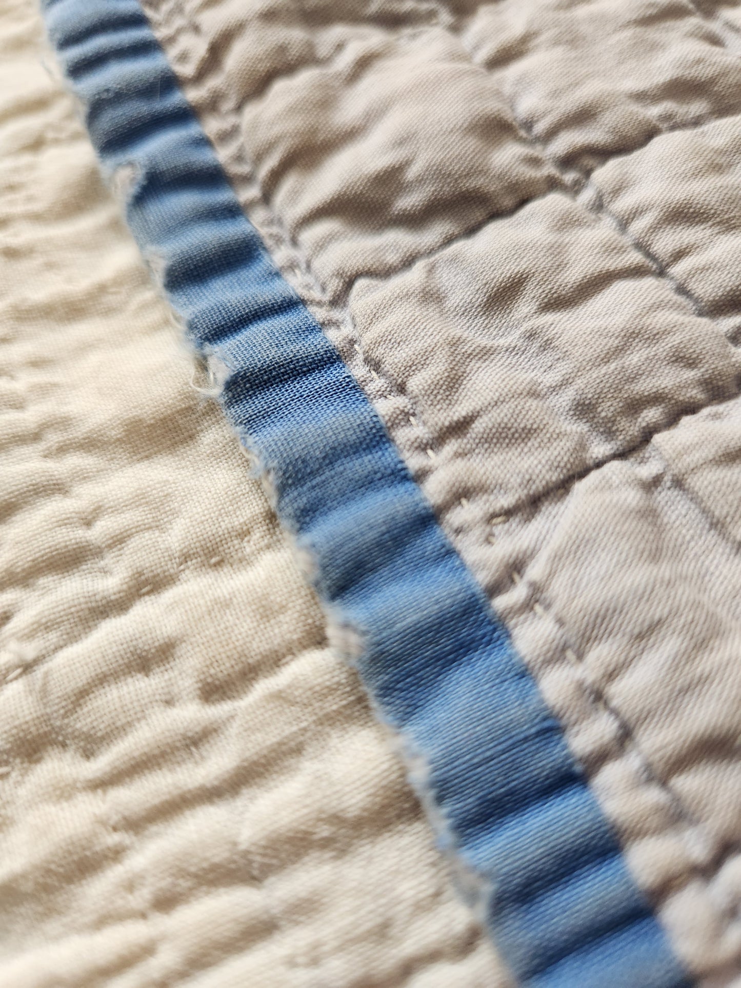 Vintage Handstitched Dresden Plate Quilt c1940
