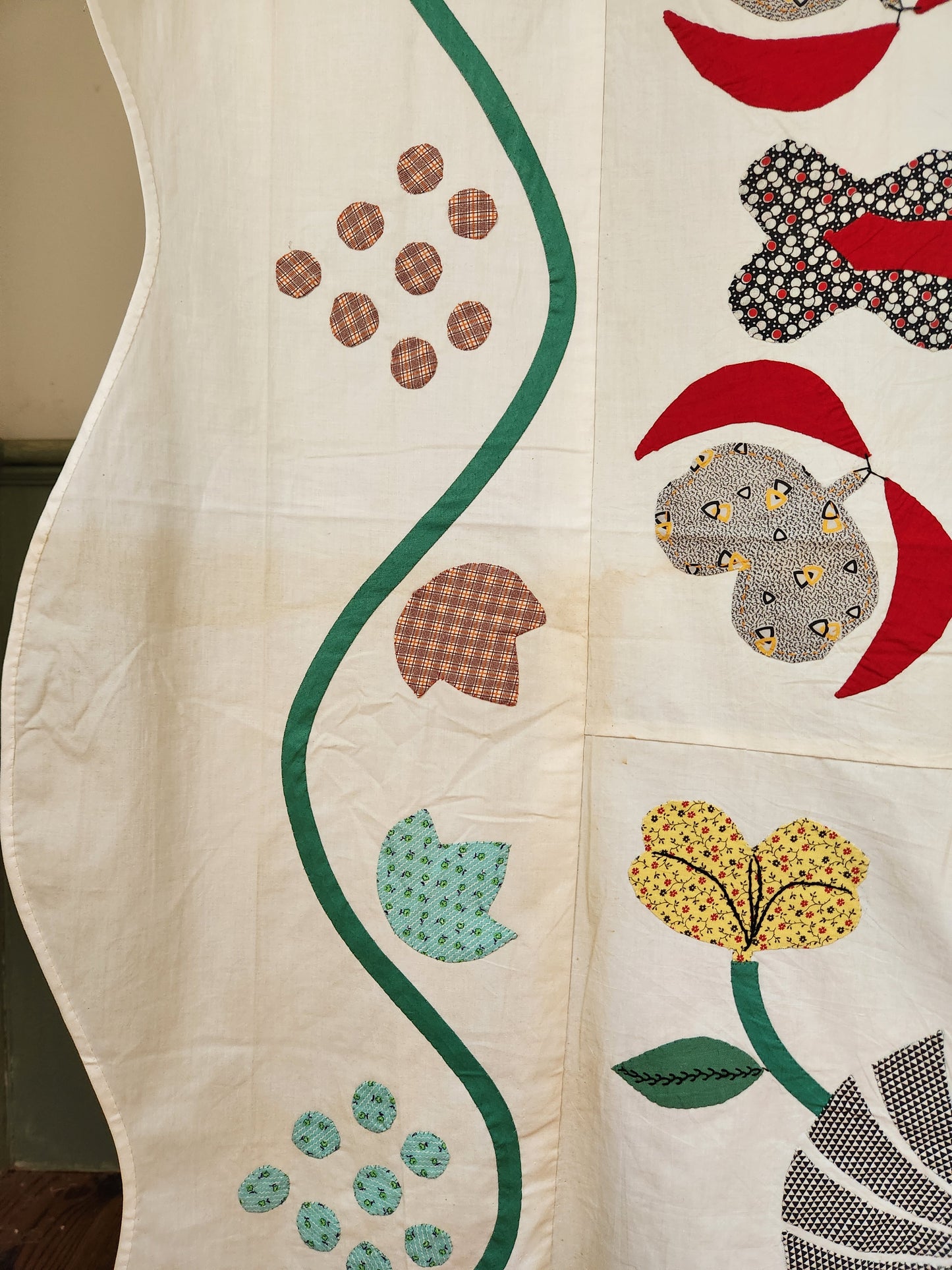 Vintage Hand Stitched Album Coverlet c1950 (B)