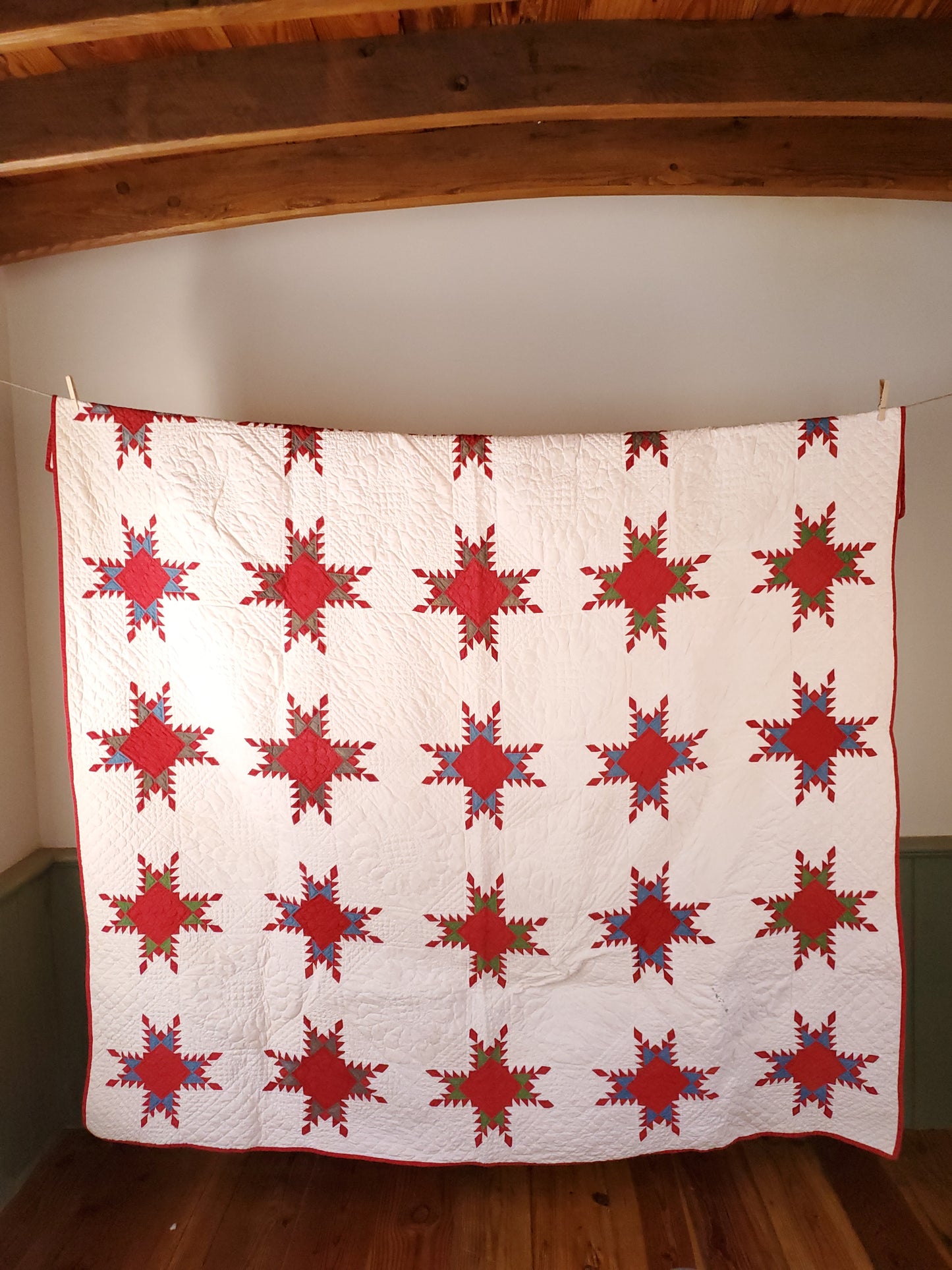 Antique Feathered Star Quilt