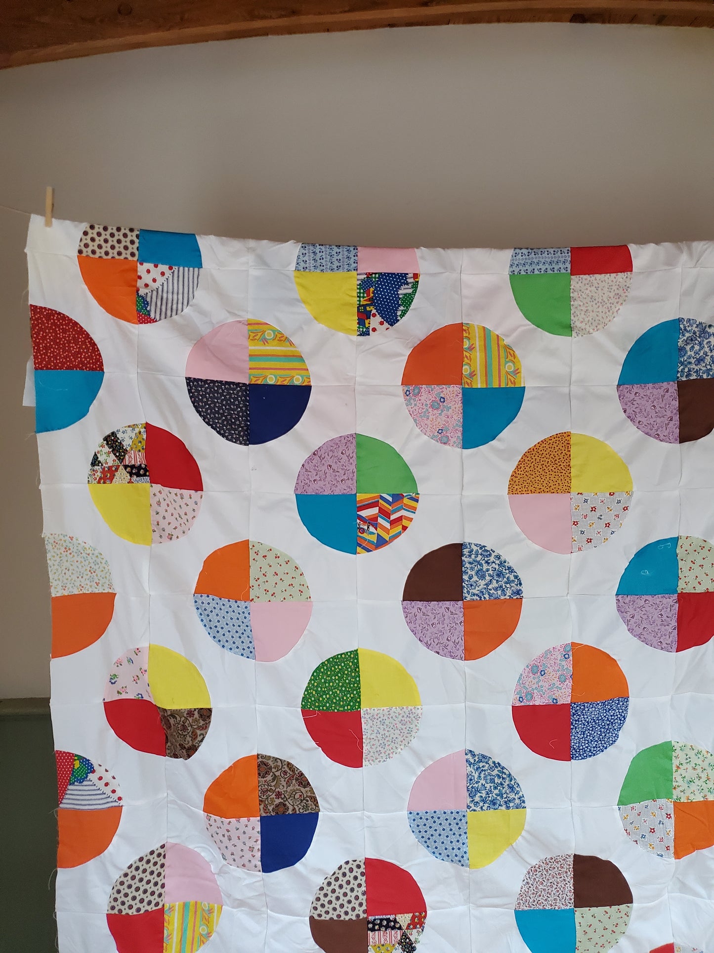 Contemporary Quarter Circle Quilt Top