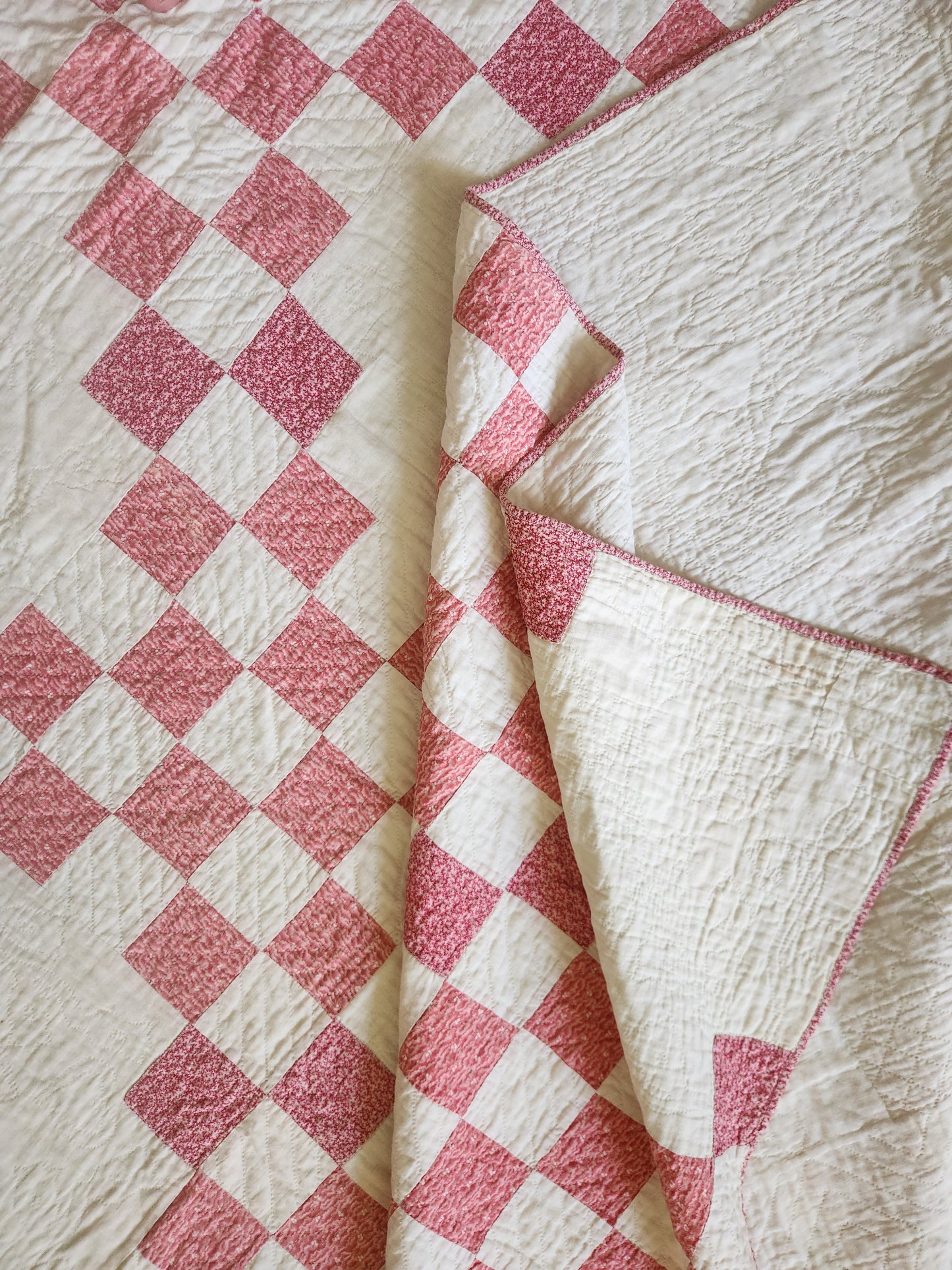 Antique Pink & White Irish Chain Quilt