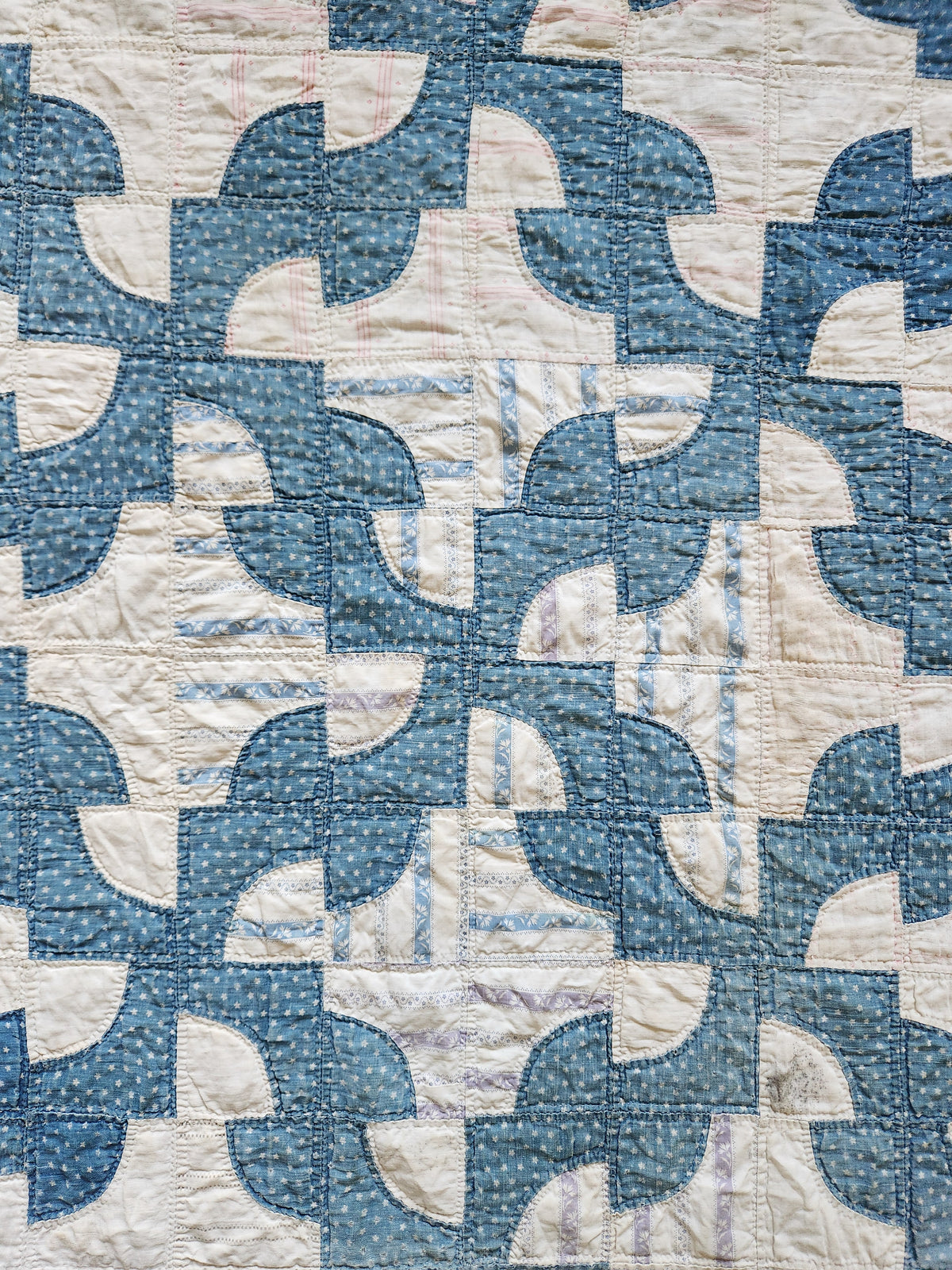 Antique Blue & White Drunkard's Path Quilt c1920