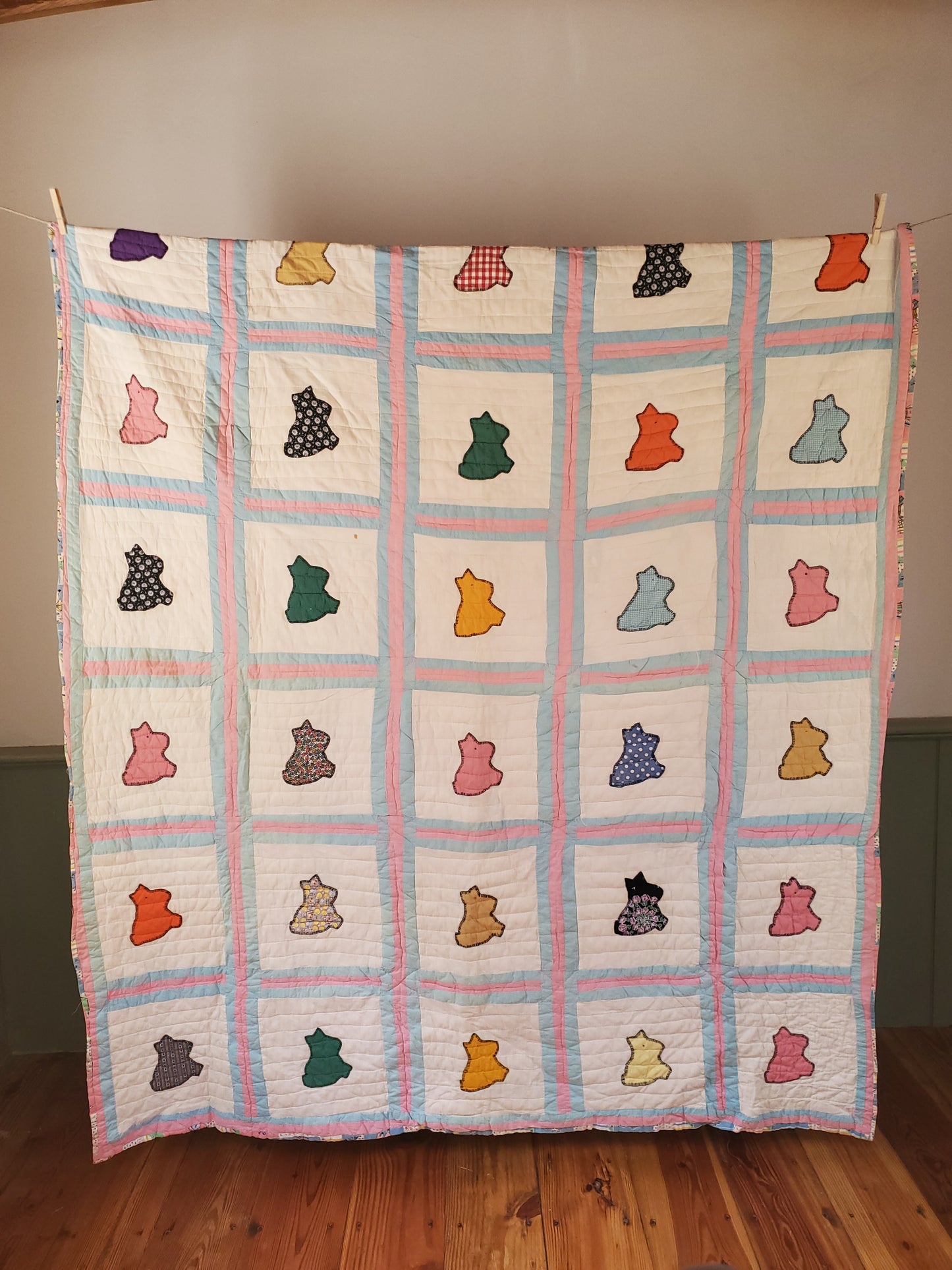 Vintage Feed Sack Bunny Quilt, ca 1950