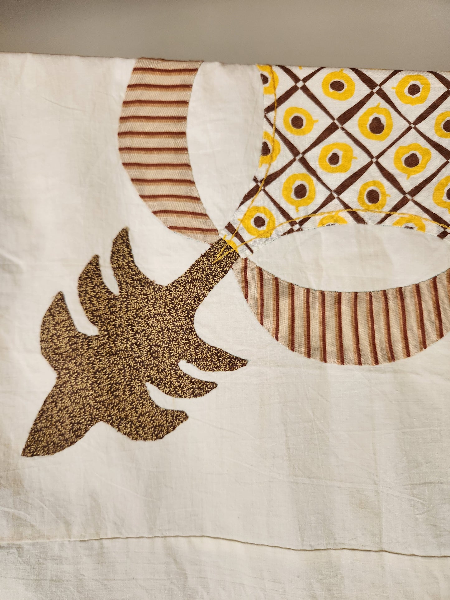 Vintage Hand Stitched Album Coverlet c1950 (B)