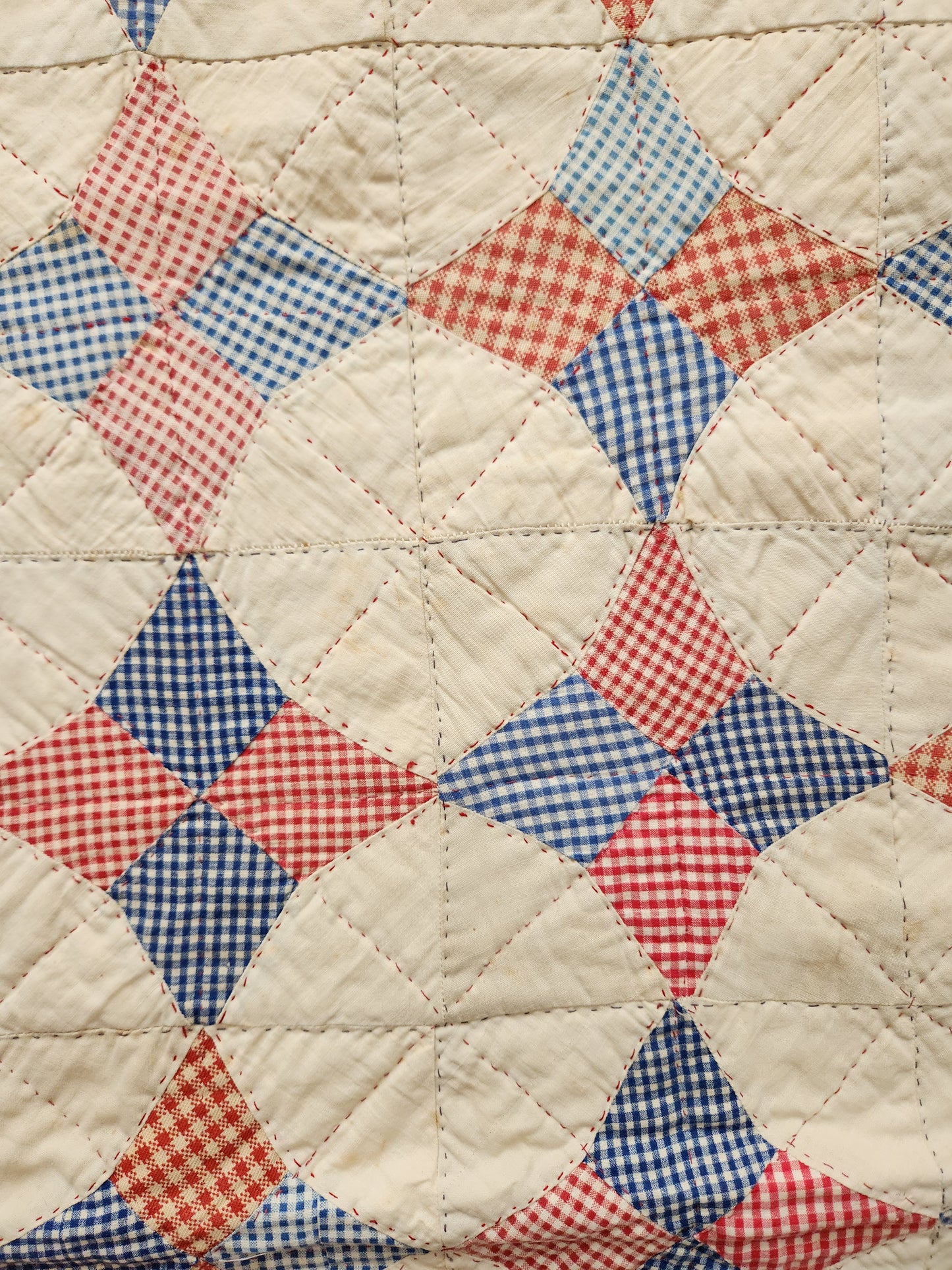 Vintage Humming Bird Quilt c1950