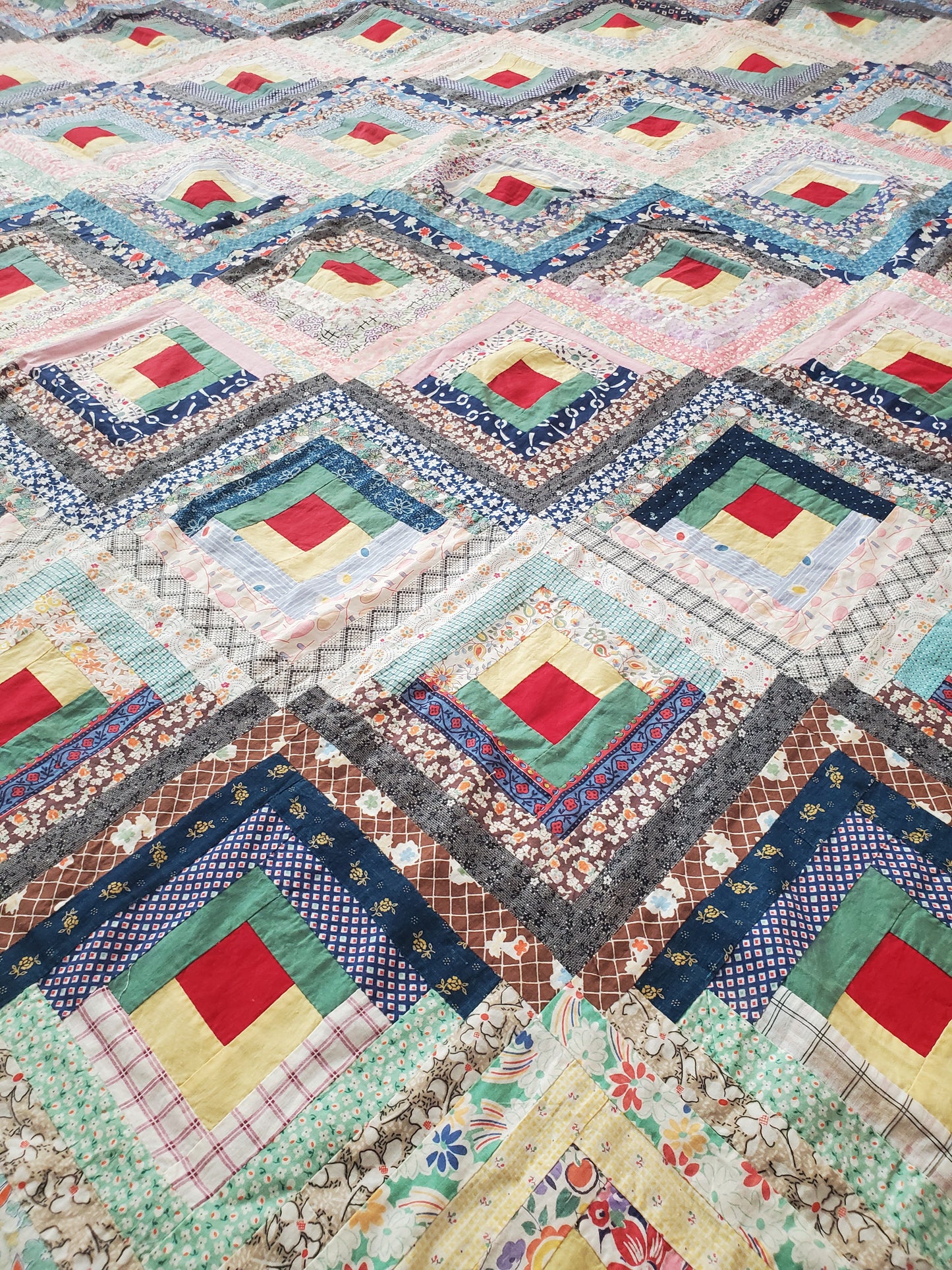 Log Cabin Quilt Top