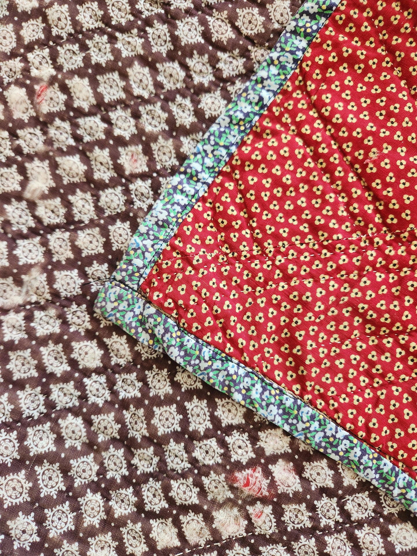 Antique 19th Century Red & Green Capital T Quilt
