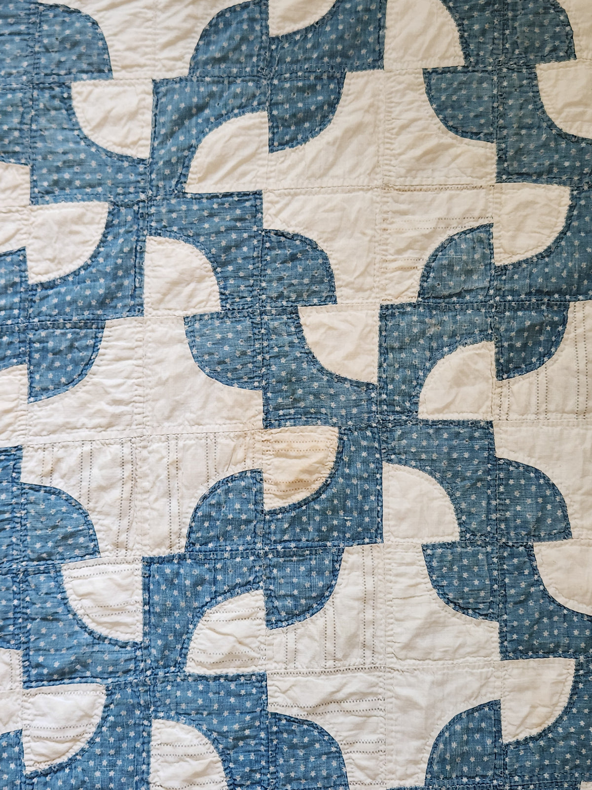 Antique Blue & White Drunkard's Path Quilt c1920