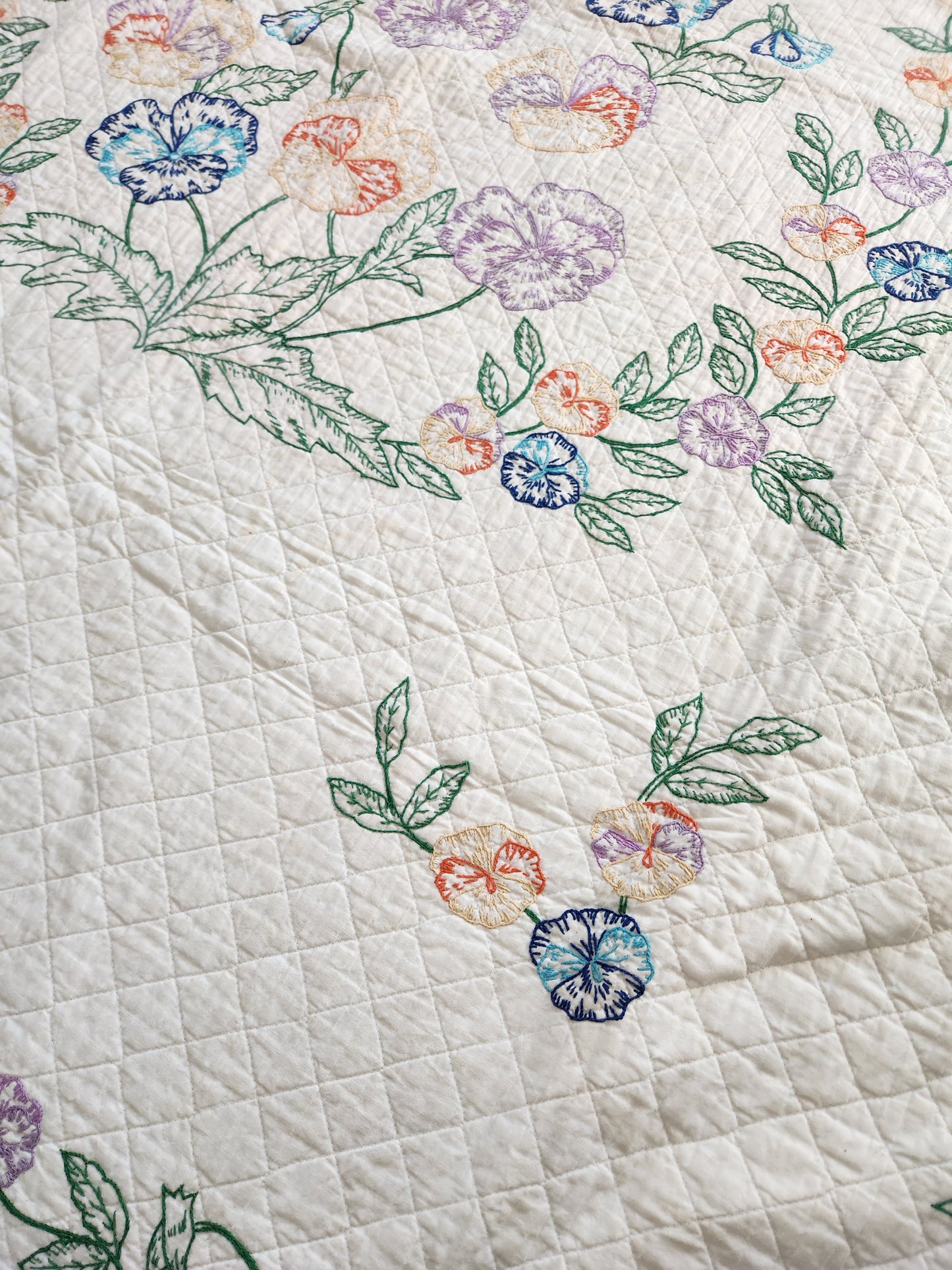 Vintage Pansy Embroidered Quilt c1940