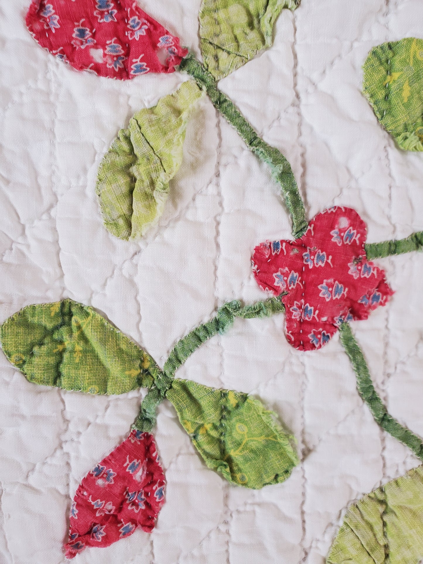 19th Century Pink & Green Antique Rose Wreath Applique Quilt