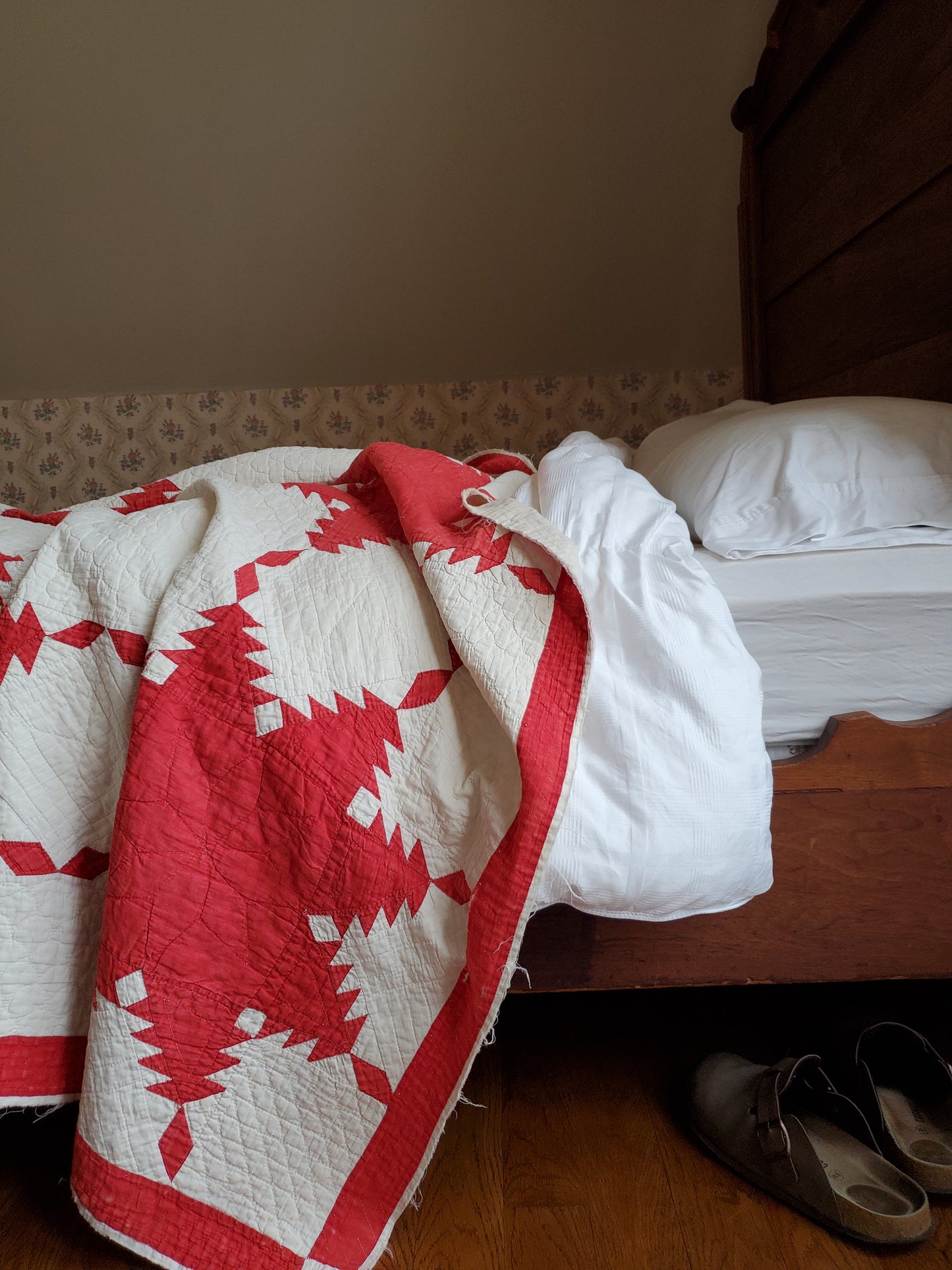 Turkey Red & White Feathered Star Antique Quilt, ca 1900