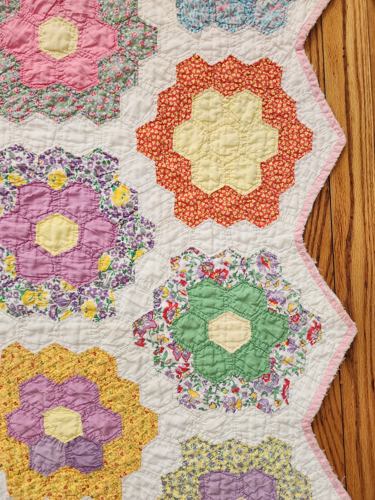 Vintage Grandmother's Garden Quilt