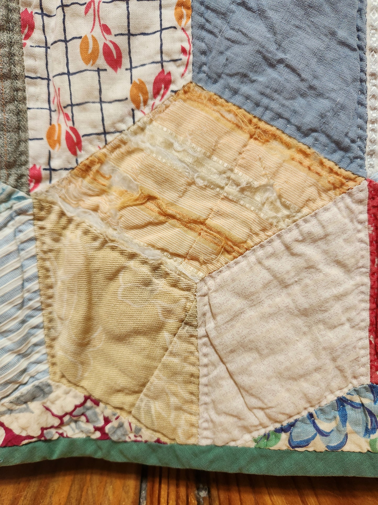 Vintage Tumbling Block Quilt