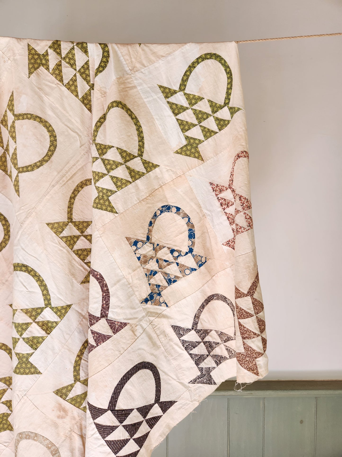 Antique Basket Quilt Top