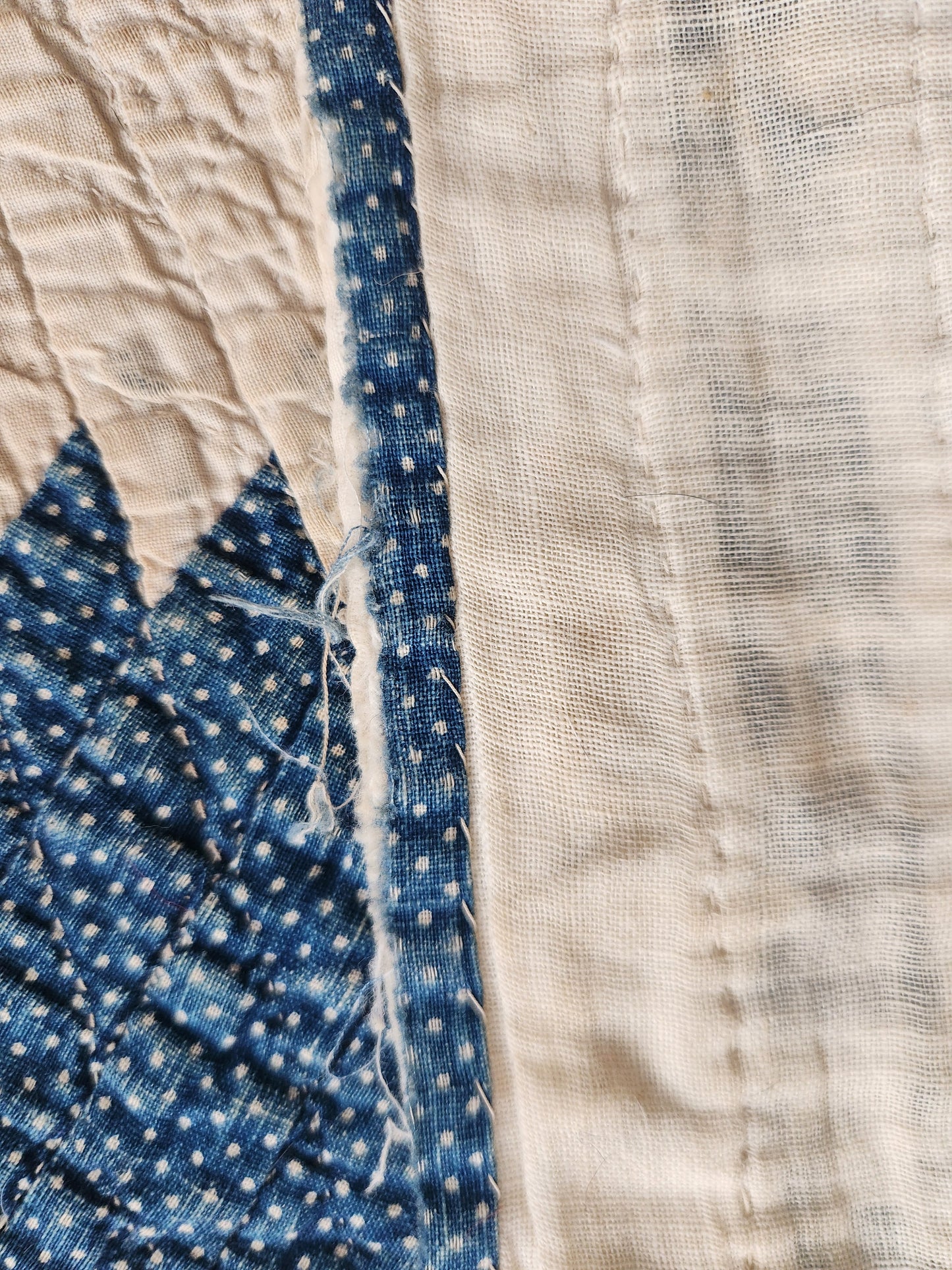 Antique Indigo & White Pineapple Quilt