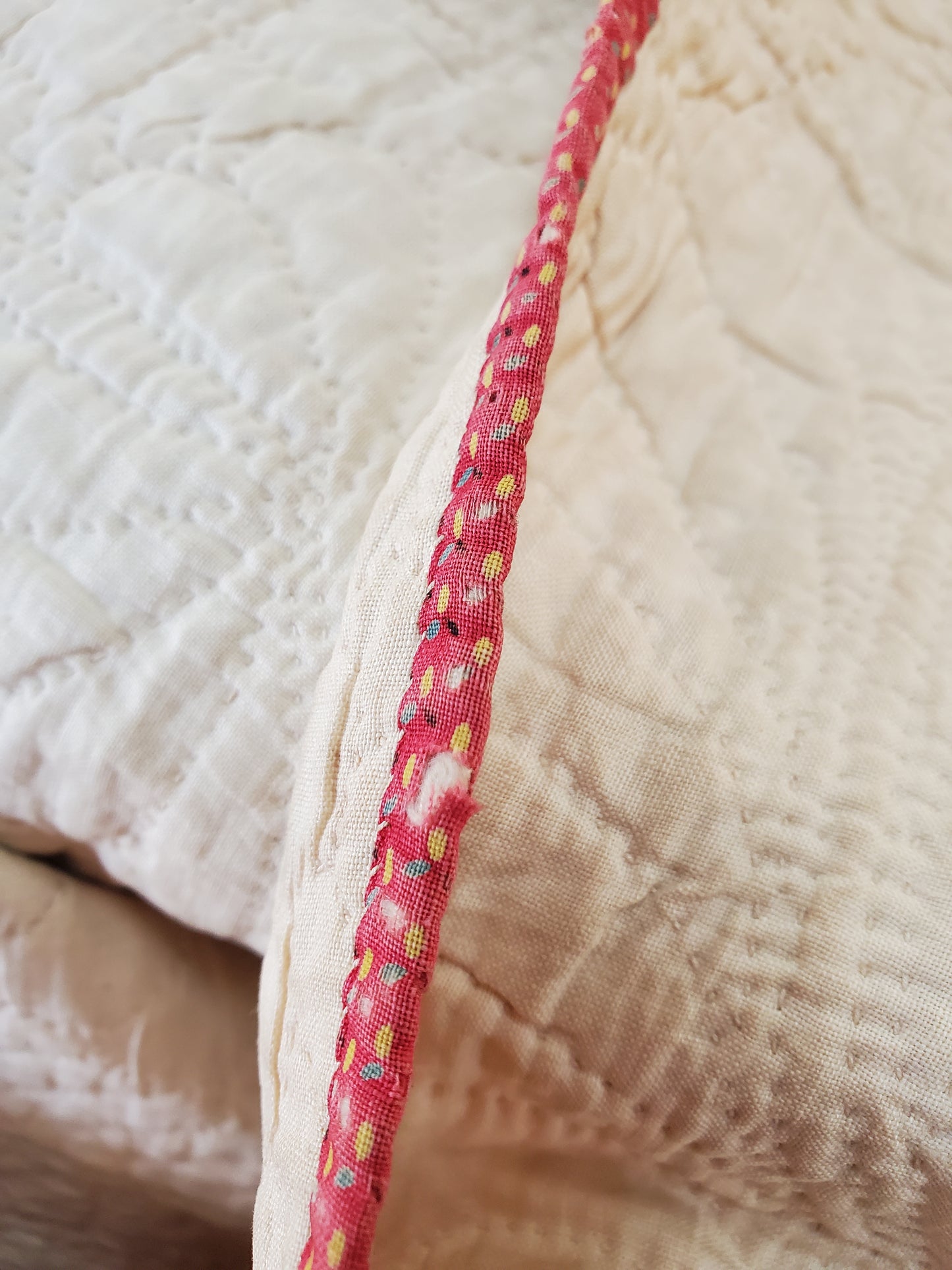 Mid 19th Century Red and White Antique Delectable Mountain Quilt