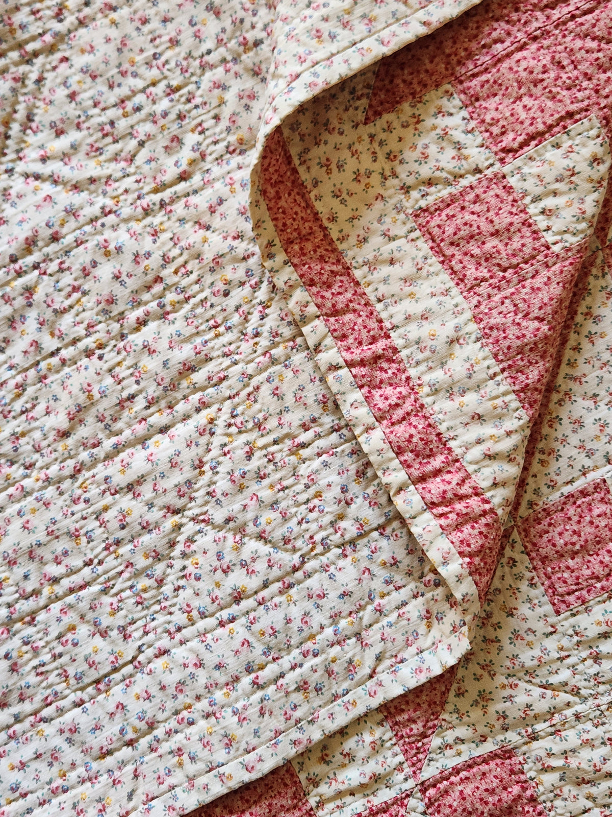 Antique Pink Floral Jacob’s Ladder Quilt