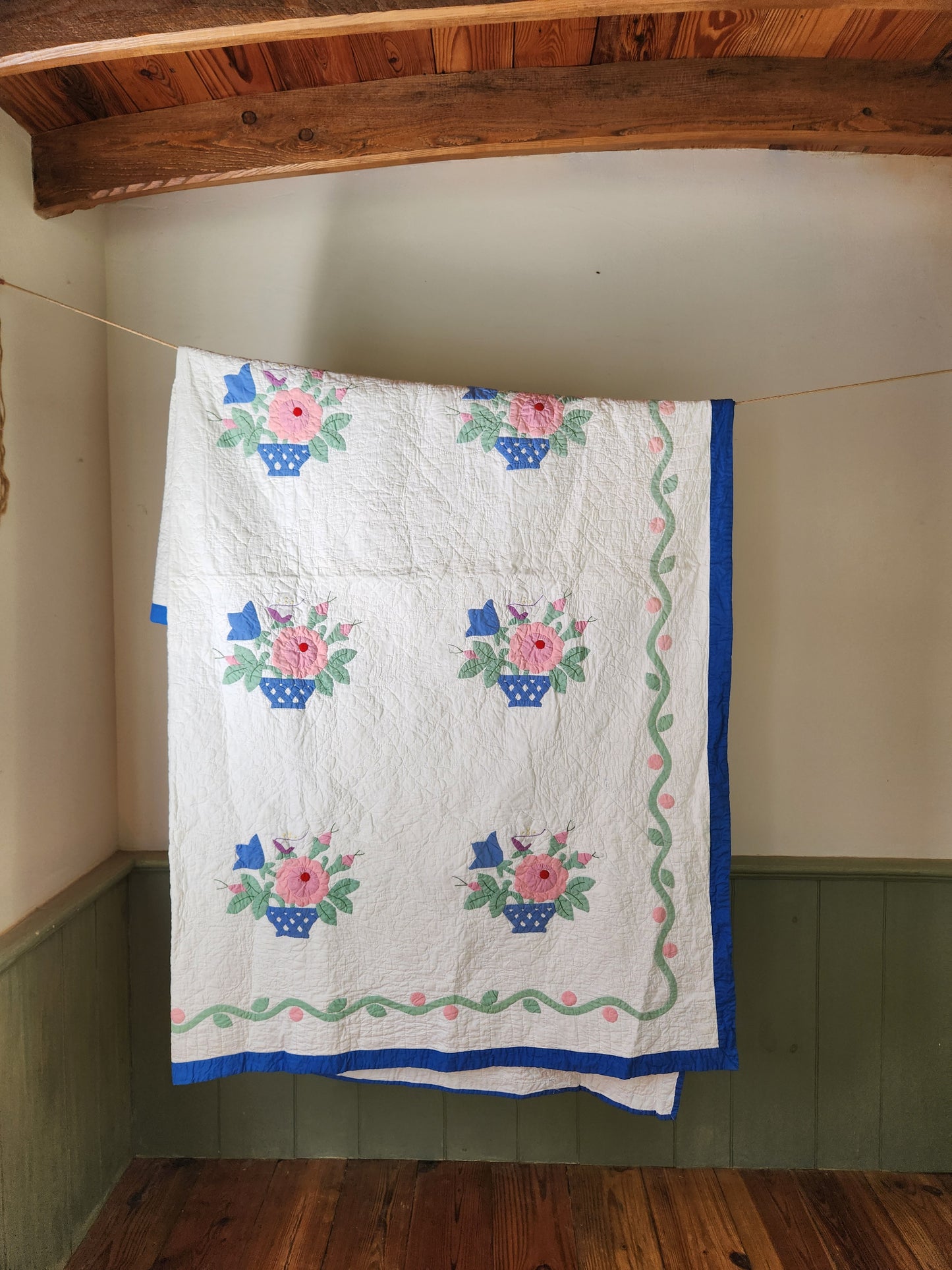 Vintage Flower Basket Quilt c1940