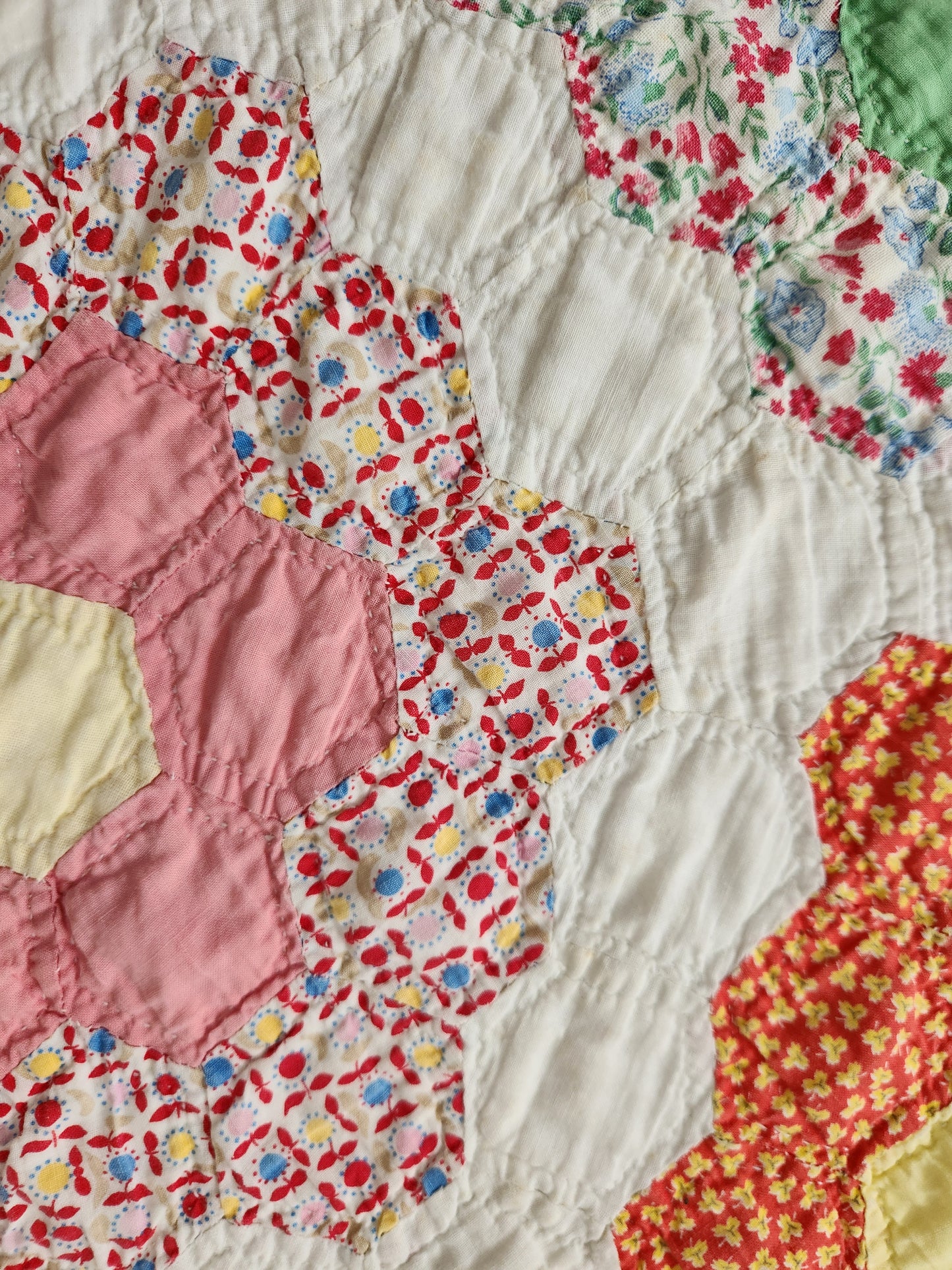 Vintage Grandmother's Garden Quilt
