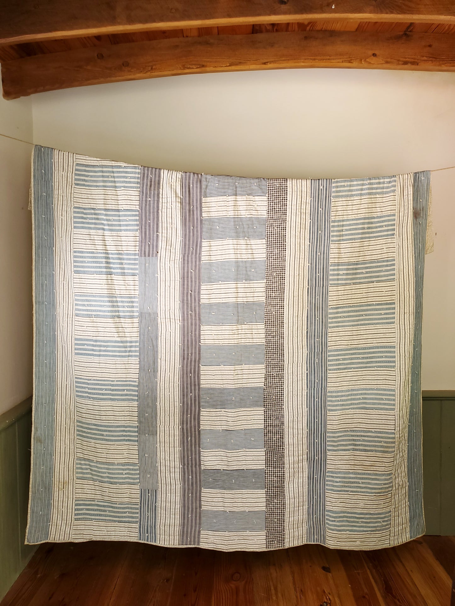 Hand Tied Shirting Quilt c1920
