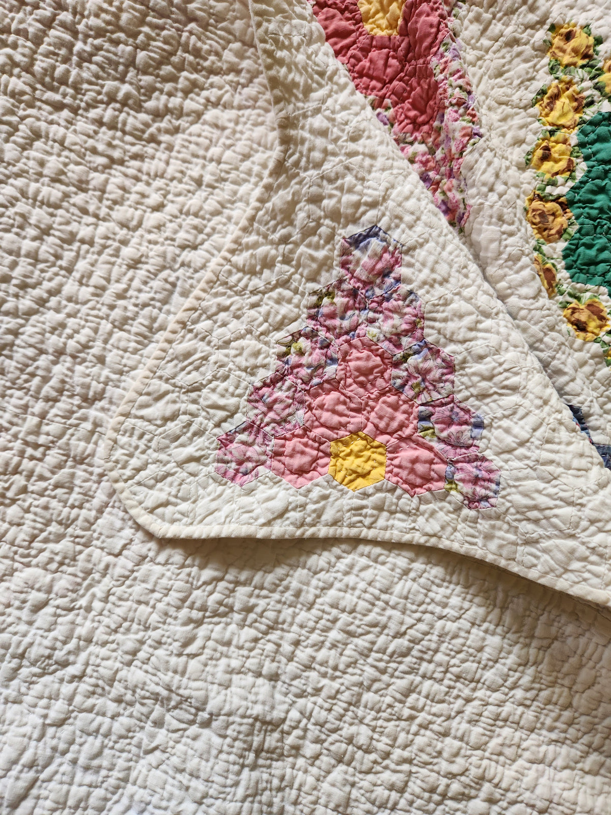 Vintage Hexagon Flower Quilt c1950
