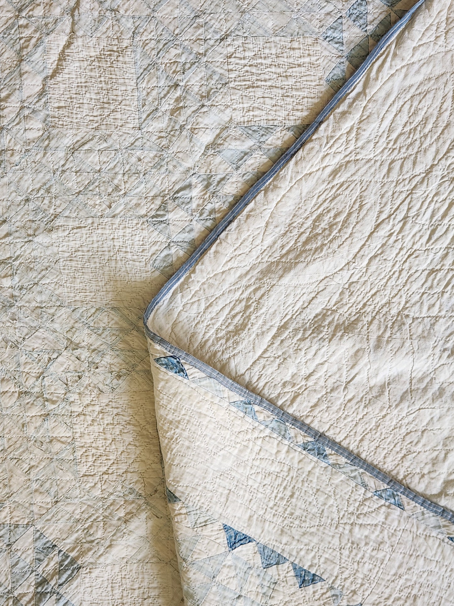 Well-Loved Antique Ocean Waves Quilt c1900