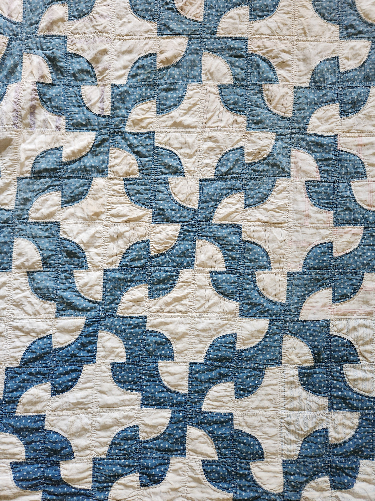 Antique Blue & White Drunkard's Path Quilt c1920