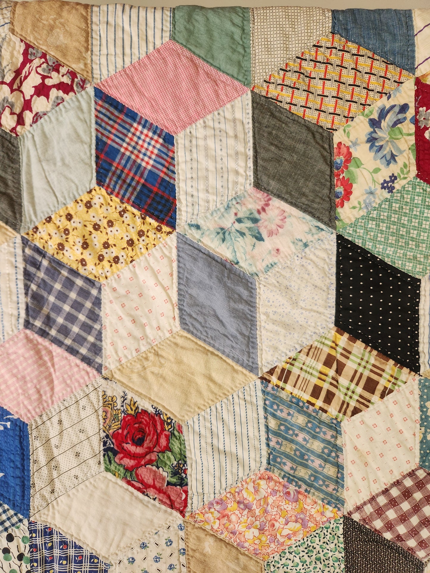 Vintage Tumbling Block Quilt