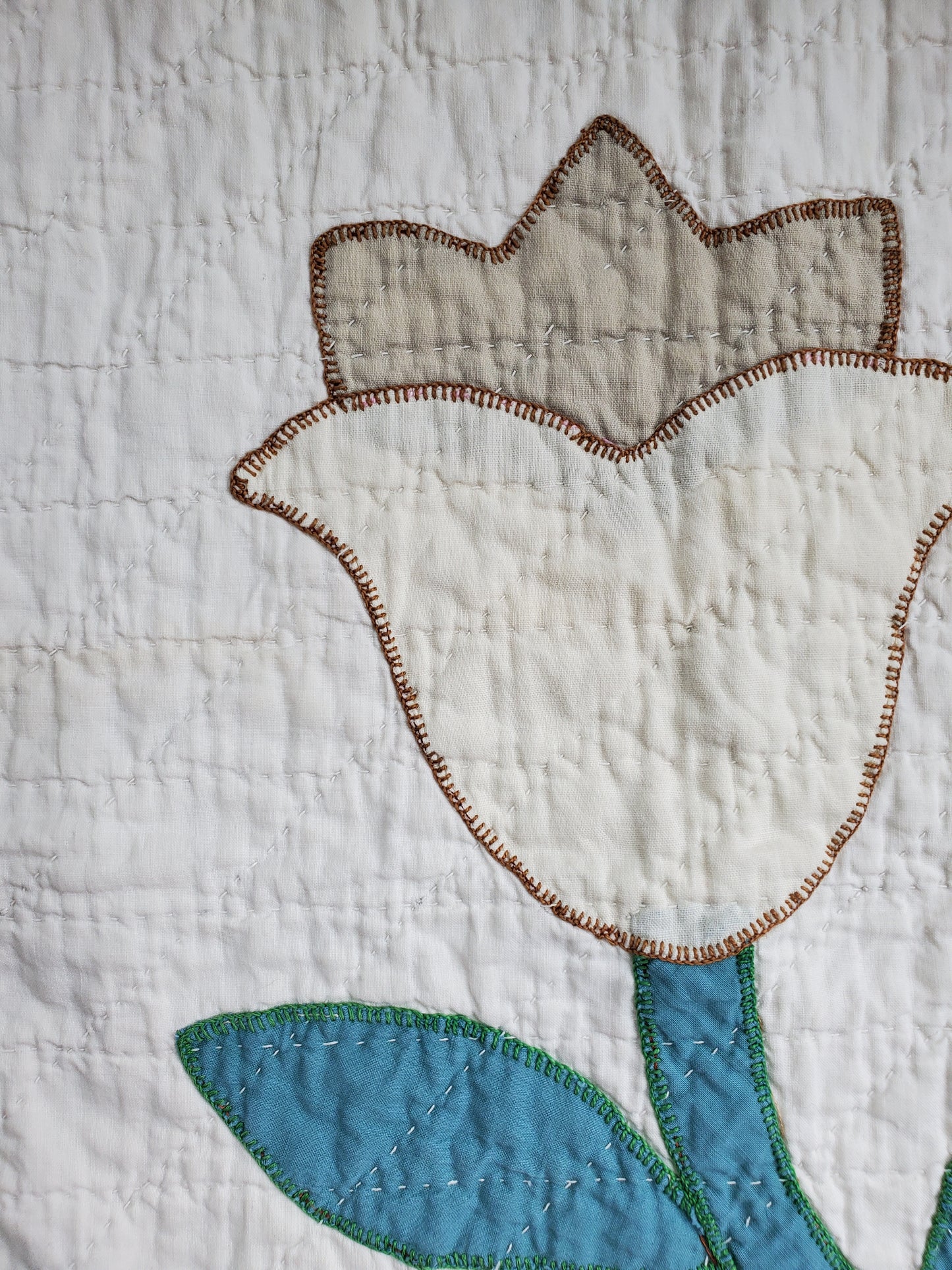 Quilt Remnant Tulip Block Vintage Quilt Block Hand Appliqued