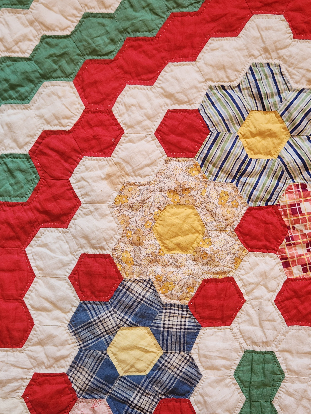 Vintage Hexagon Medallion Quilt