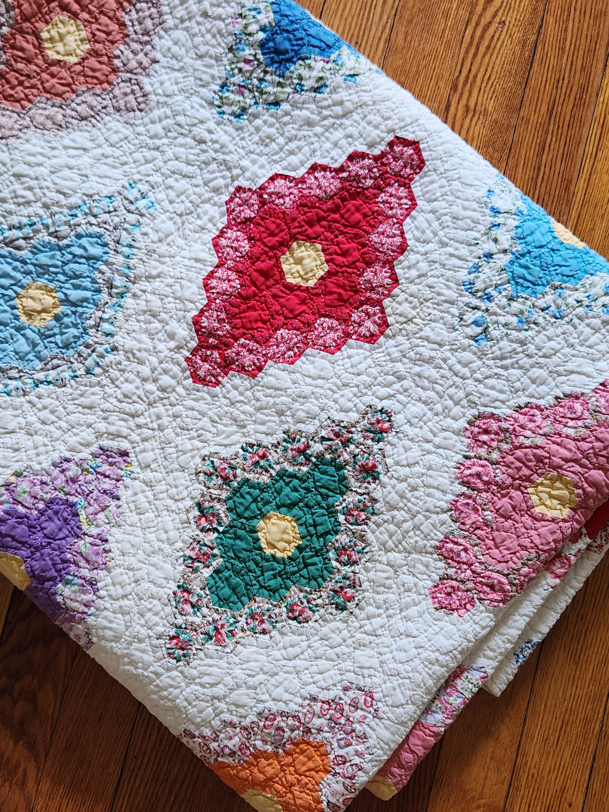 Vintage Hexagon Flower Quilt c1950