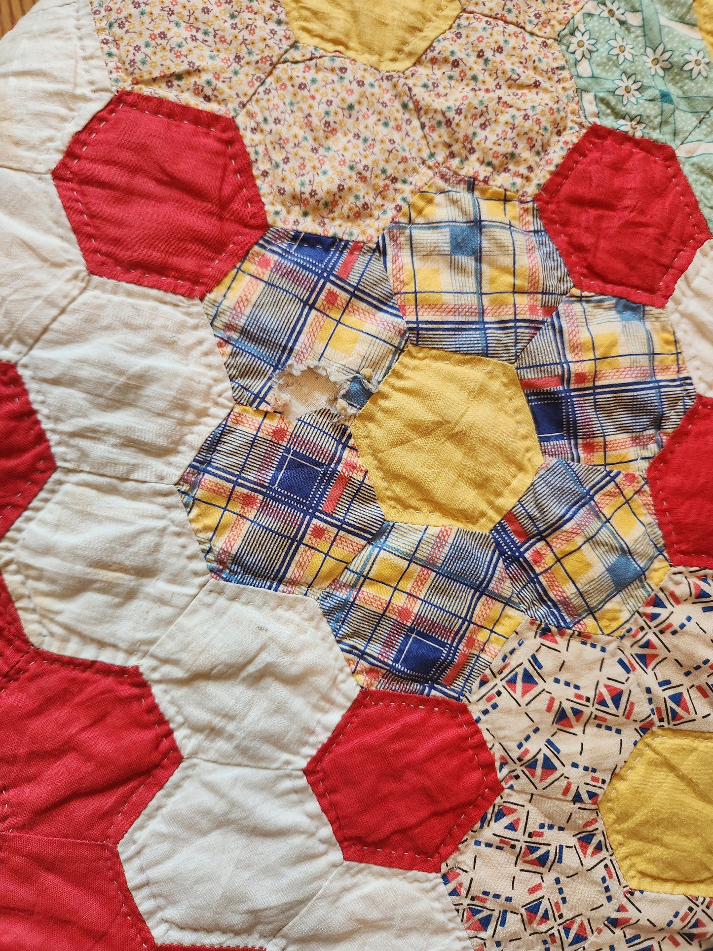 Vintage Hexagon Medallion Quilt