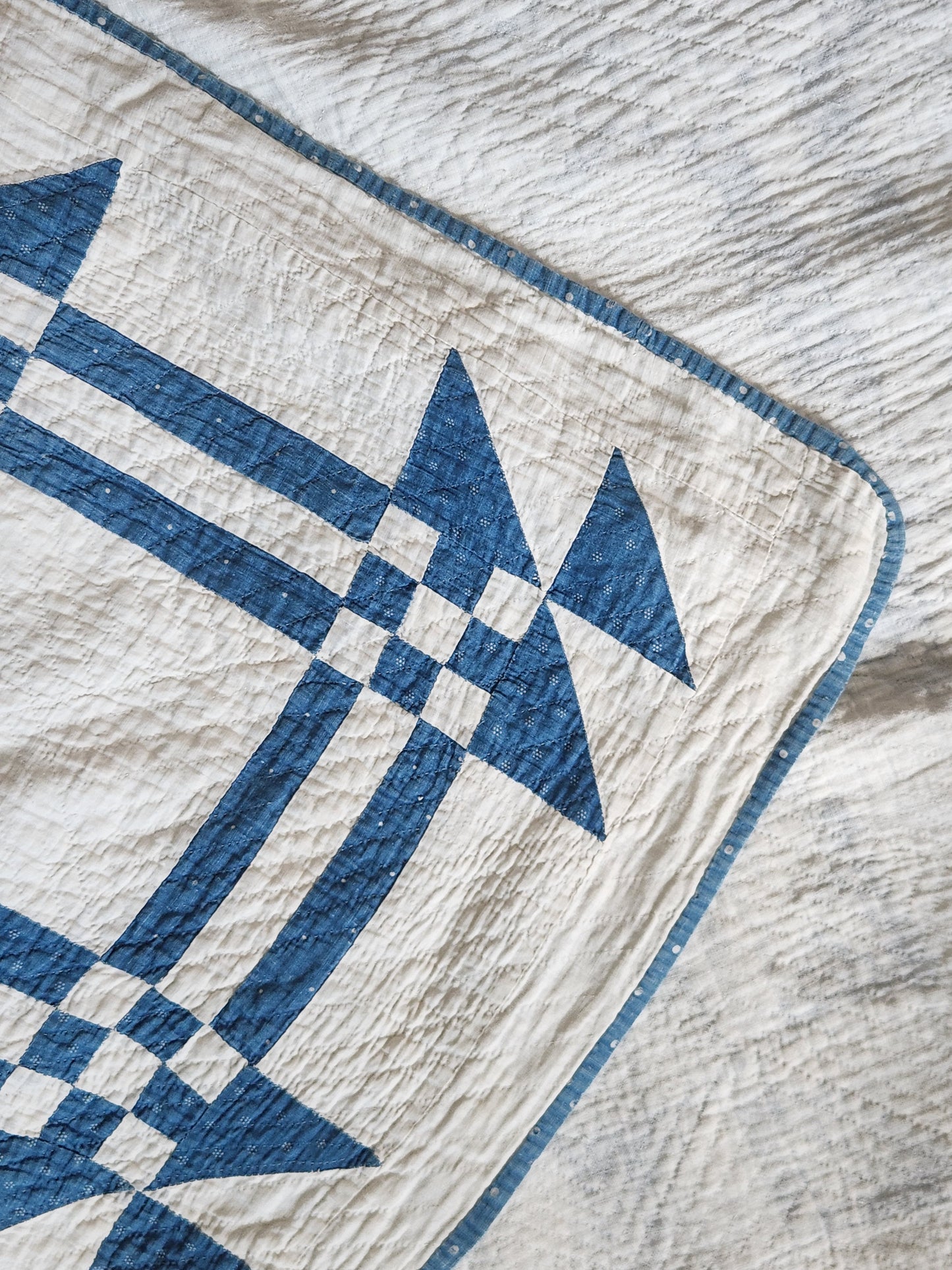 Antique Blue & White Missouri Puzzle Quilt