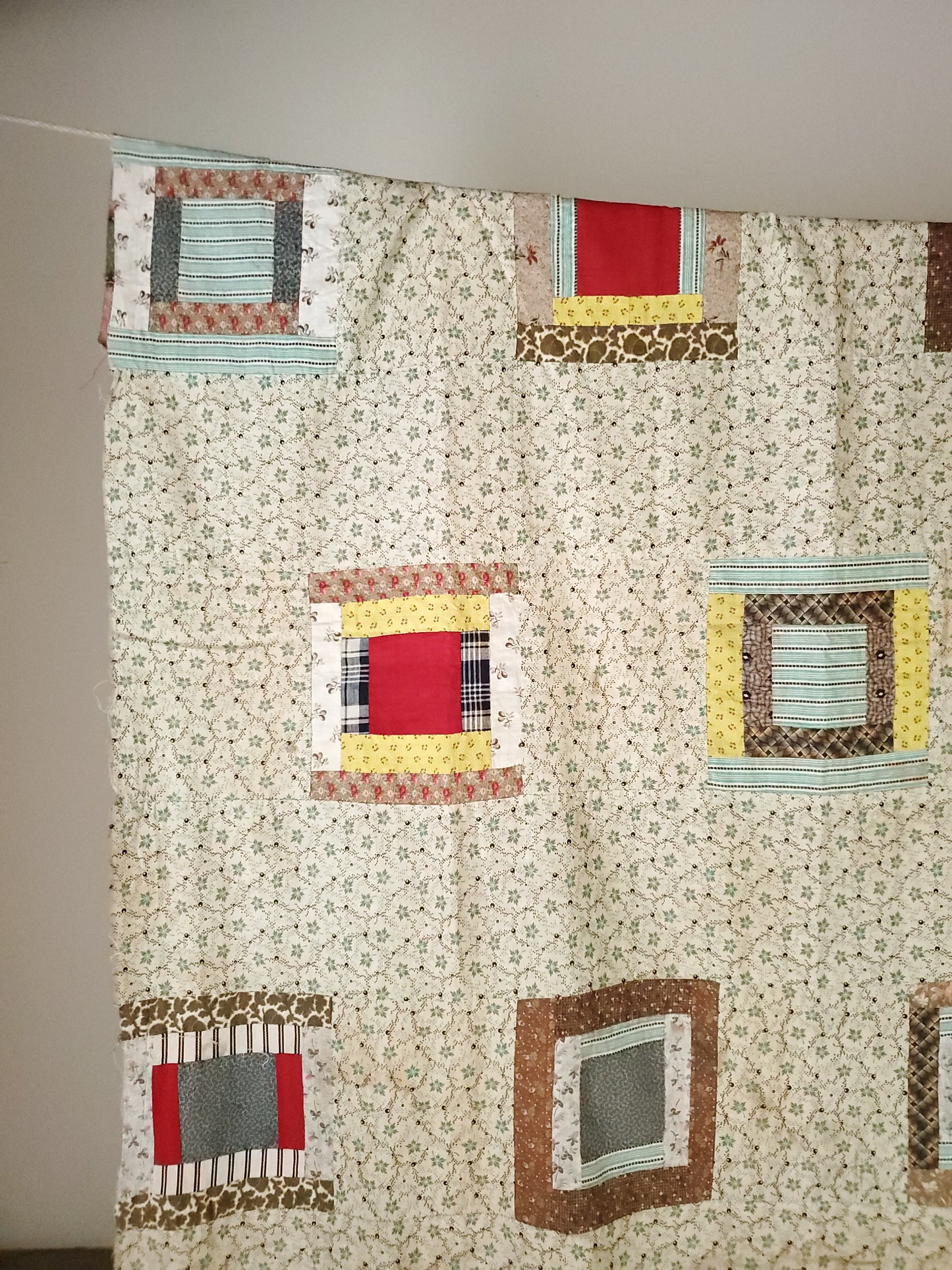 Hand Pieced Antique Log Cabin Quilt Top, ca 1880