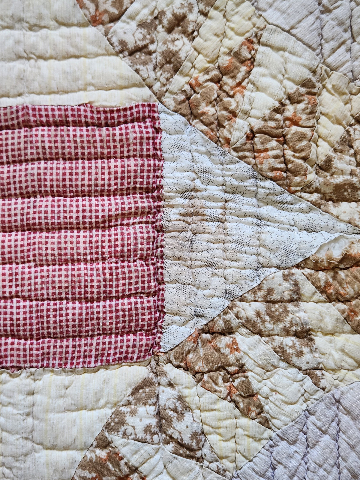 Antique Late 19th Century Sunflower Quilt