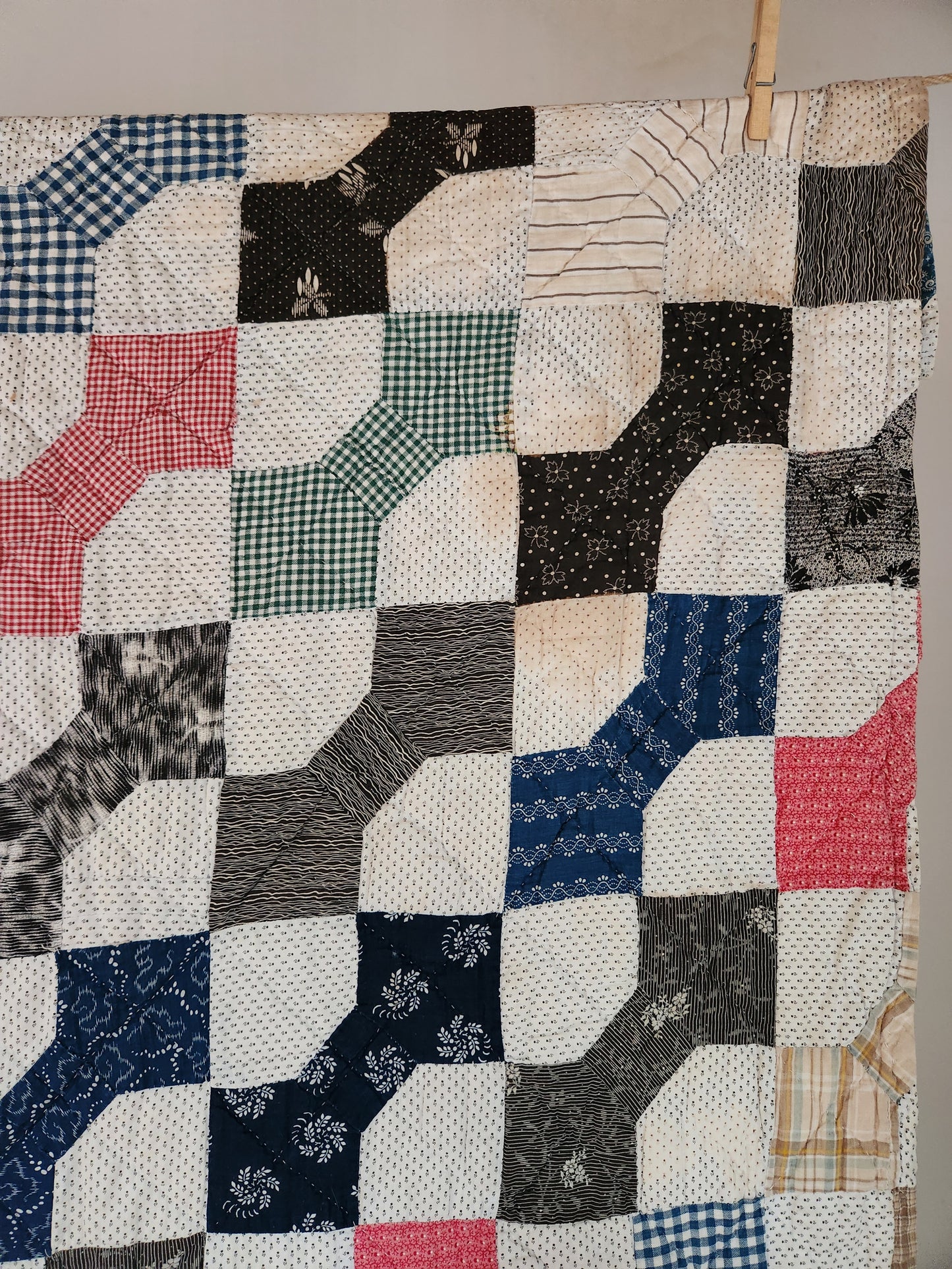 Antique Bow Tie Patchwork Quilt c1900
