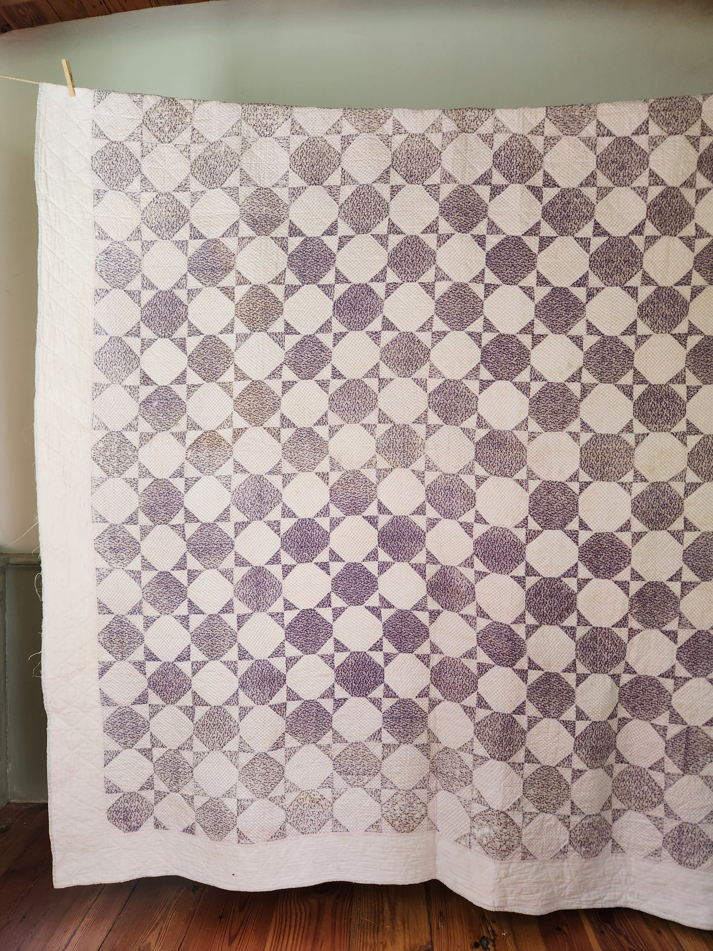 Antique Purple Snowball Quilt