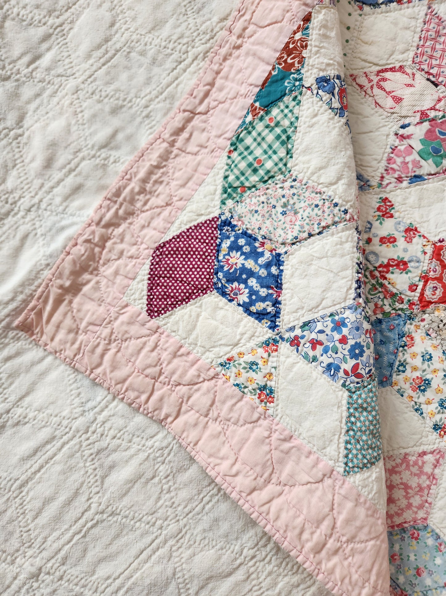 Stunning Feed Sack Star Quilt c1930