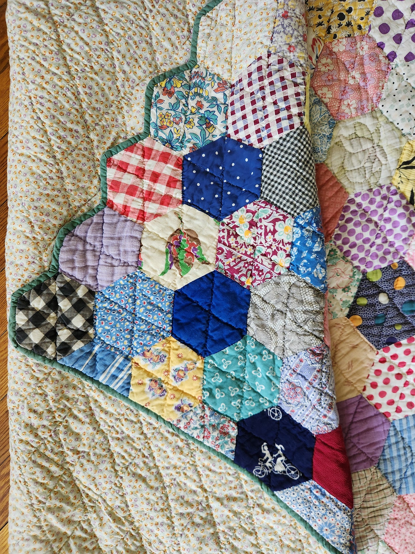 Hexagon Quilt c1940