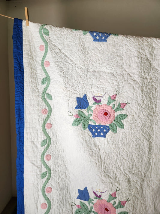 Vintage Flower Basket Quilt c1940