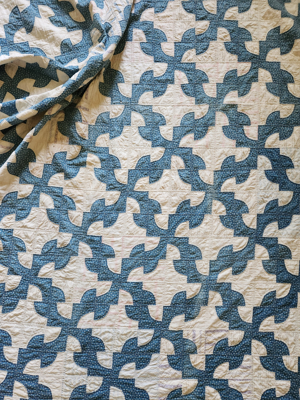 Antique Blue & White Drunkard's Path Quilt c1920