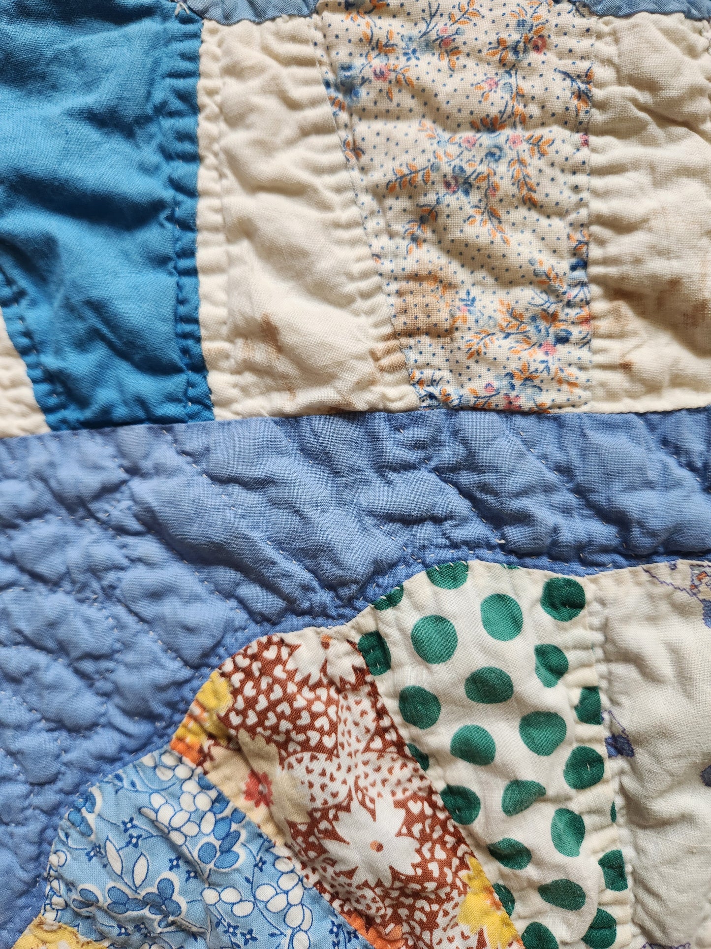 Vintage Dresden Plate Quilt c1930