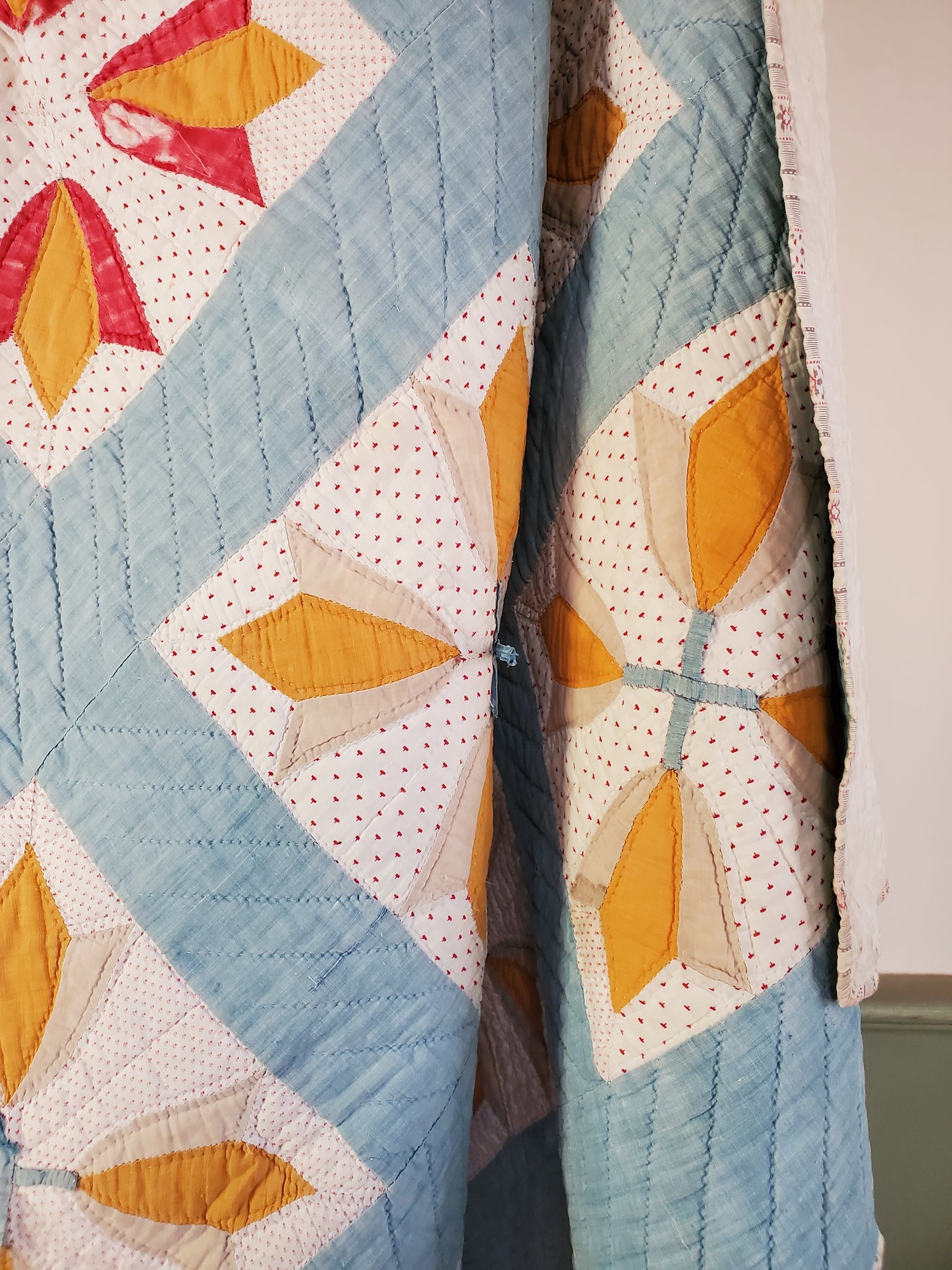 Antique Tulip Quilt